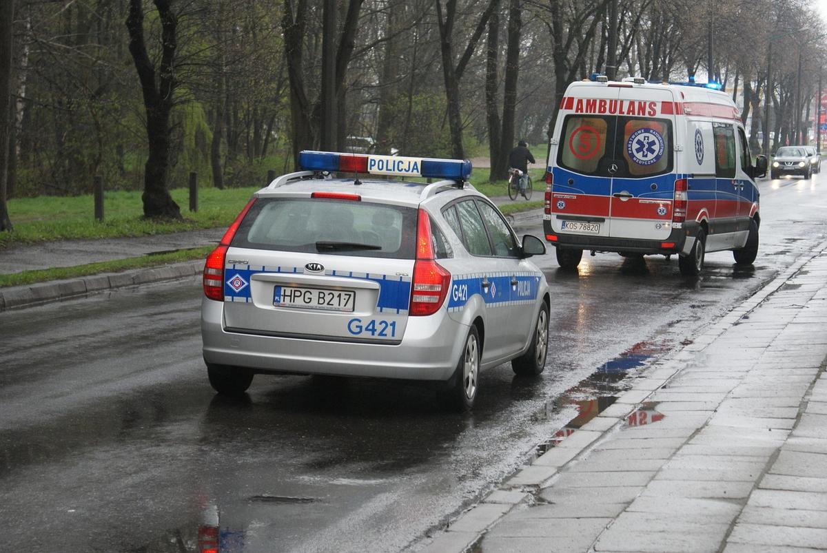 polen, rettungswagen, polizei