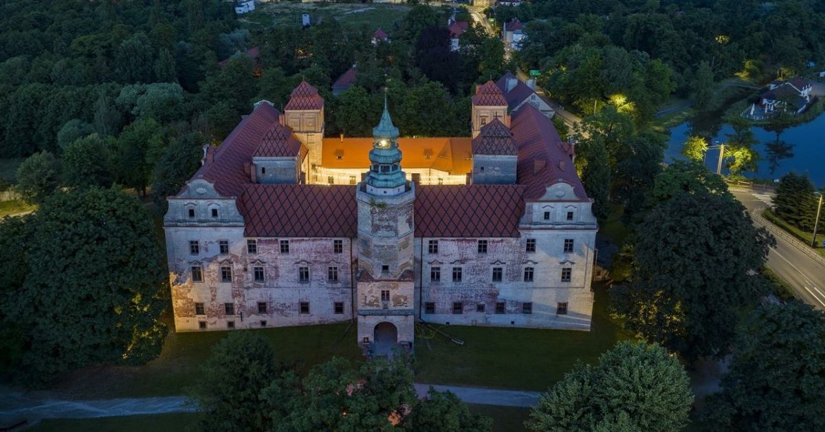 Schloss Falkenberg, Falkenberg, Hotel, niemodlin, polen, tourismus, Hotel in Schloss Falkenberg