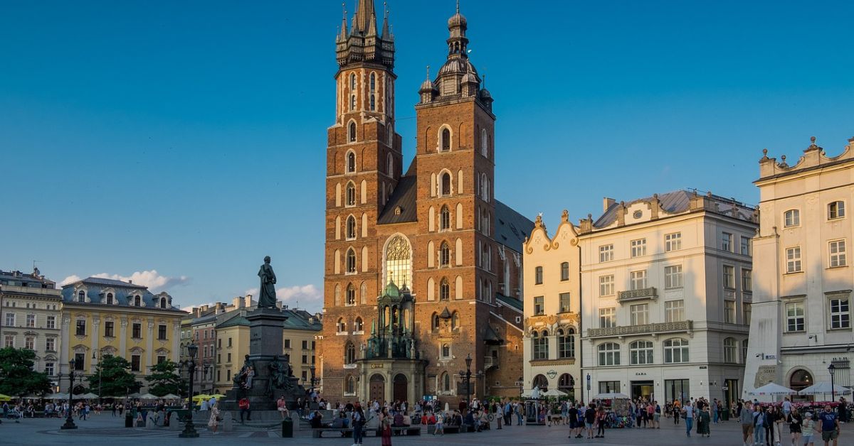 Polen, Deutscher Tourist, Tourist aus Deutschland, Krakau, Kraków, Marienkirche in Krakau, Marienkirche in Kraków,