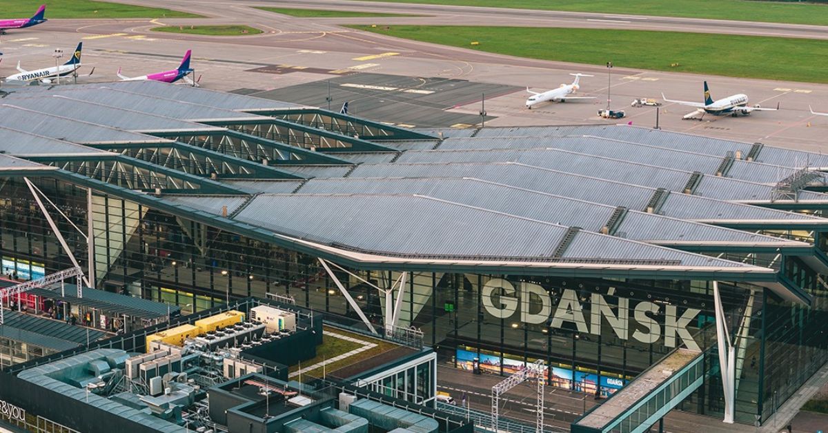 Flughafen in Danzig, Flughafen in Gdańsk, moderne Scanner, Flughafen, Danzig, Gdańsk, CT-Scanner, Scanner, Polen,