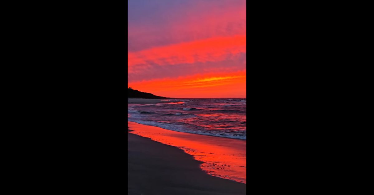 Stegna, Steegen, polnisches Meer, Strand in Stegna, Strand in Steegen, Na Mierzeję, Sonnenuntergang, Der schönste Sonnenuntergang in Polen, der schönste Sonnenuntergang dieses Sommers, polnische Ostseeküste, Polen, polnische Ostsee, besonderer Sonnenuntergang, besonderer Sonnenuntergang in Polen, besonderer Sonnenuntergang am polnischen Meer, Sonnenuntergang am polnischen Meer,
