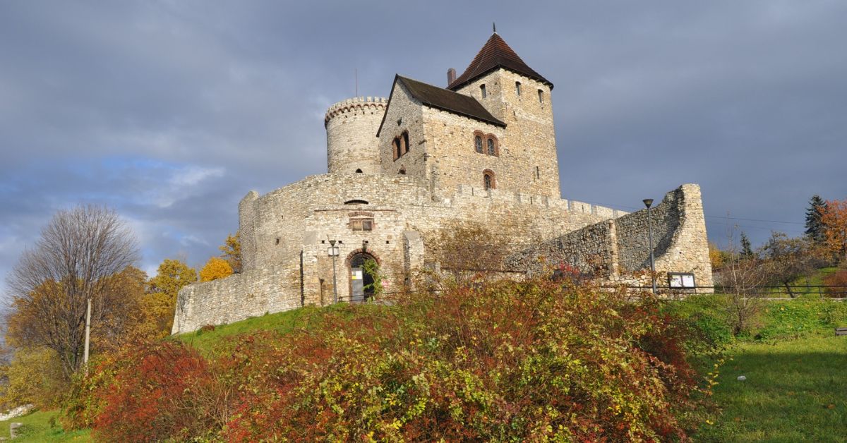 Burg Będzin geschlossen, Burg, Będzin, Bendzin, Restaurierungsarbeiten, Burg in Będzin, Burg Będzin, Woiwodschaft Schlesien, Polen, Burg in Bendzin,