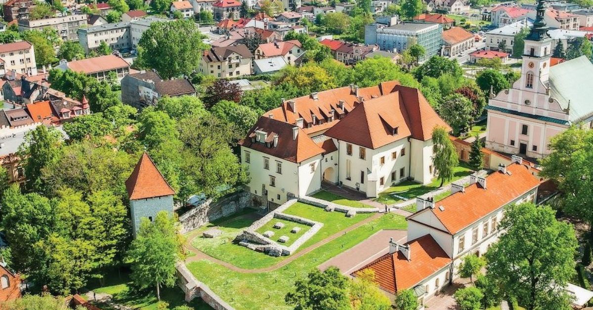 Salzgrafenschloss in Wieliczka, Modernisierung des Salzbgrafenschlosses, Zamek Żupny, Schloss, Museum der Krakauer Salzbergwerke, Sanierung des Salzgrafenschlosses, Wieliczka, Gross Salze, Salzgrafenschloss, Salzgrafenschloss in Groß Salze, Polen, Renovierung des Salzgrafenschlosses,