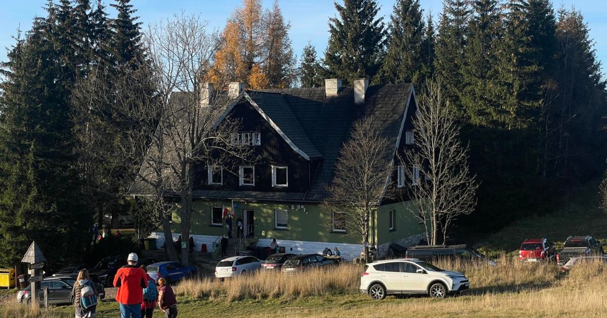 Diebstahl, Schutzhütte im Heuscheuergebirge, Pasterka-Hütte, Heuscheuergebirge, Toilettensitz, ungewöhnlicher Diebstahl in der Pasterka-Hütte, Schutzhütte, ungewöhnlicher Diebstahl, Polen, Schronisko Pasterka,