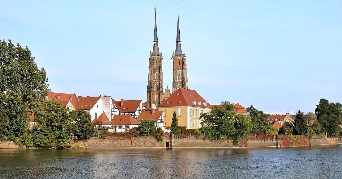 Wrocław, Breslau, Analysten von Oxford Economics, Oxford Economics, Polen, wirtschaftliche Entwicklung europäischer Städte, wirtschaftliche Entwicklung, Gdańsk, Danzig, Kraków, Krakau, Warszawa, Warschau, Poznań, Posen, polnische Städte, Szczecin, Stettin, Białystok, Bjelostock, Lublin, Katowice, Kattowitz, Bydgoszcz, Bromberg,