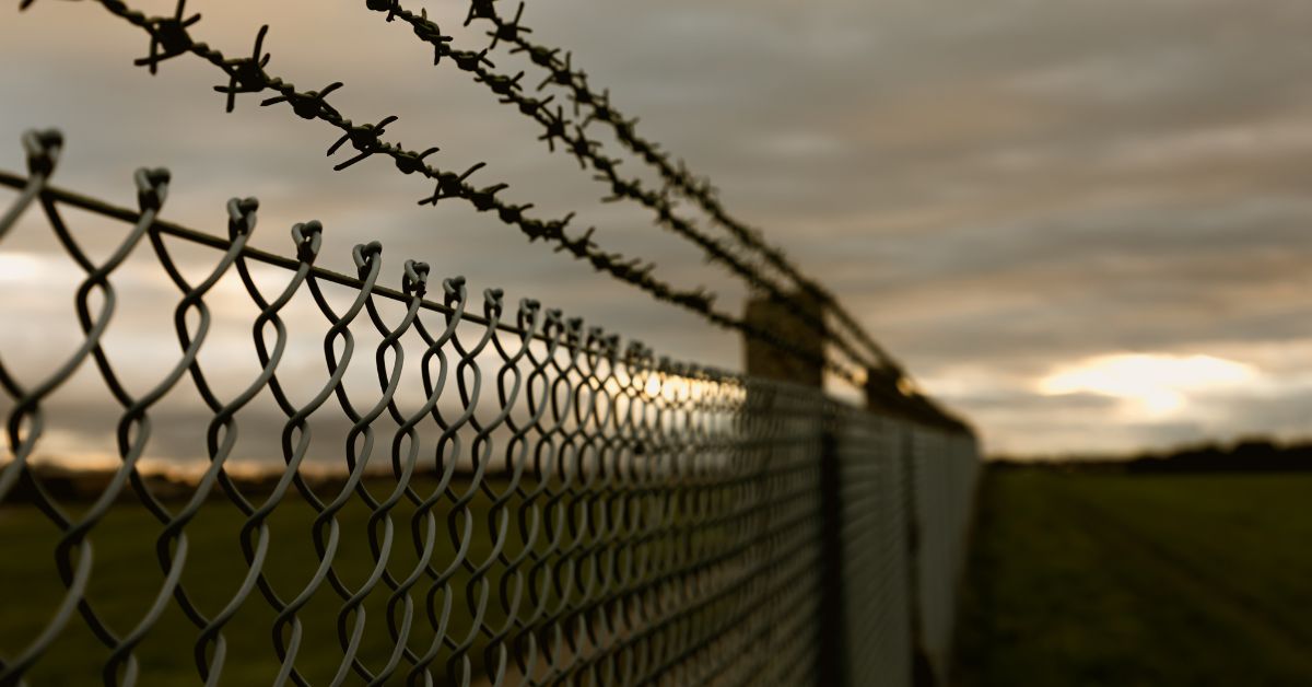 Polen Antipersonenminen, Ostgrenze Polen Sicherheit, Austritt Ottawa-Konvention Polen, polnische Rüstungsindustrie, Antipersonenminen Ukraine, Tarcza Wschód Programm, Sicherheit Osteuropa, Polen Ukraine Militärhilfe, Antipersonenminn, Polen, Ostgrenze, Ottawa-Abkommen, Ottawa-Konvention, Ostschild,