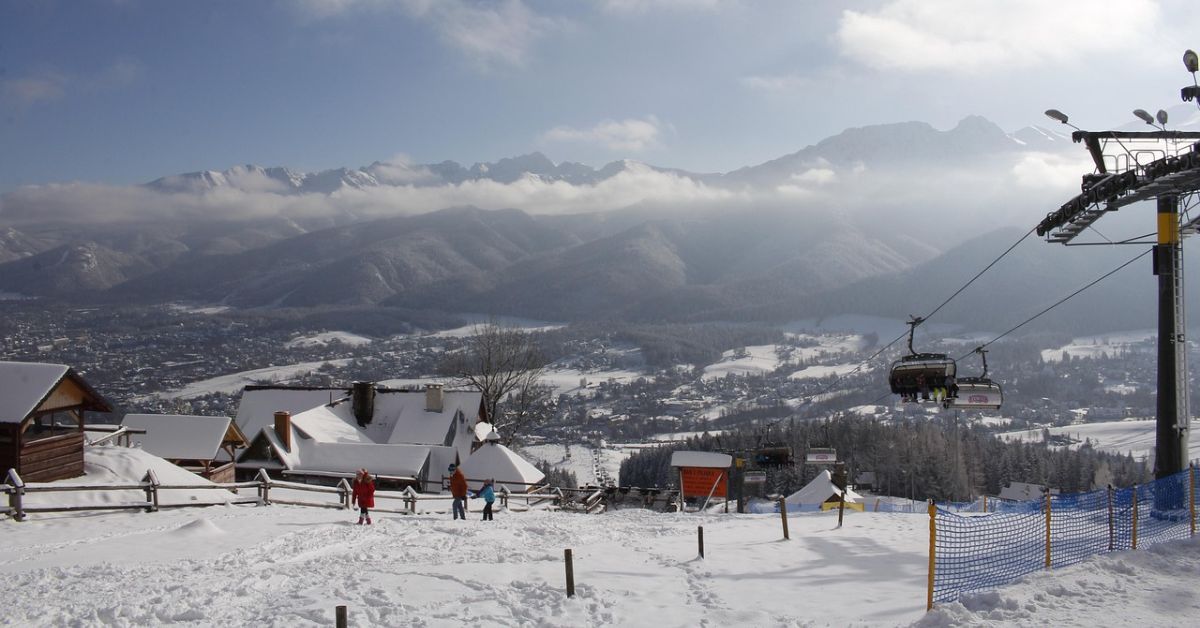 Zakopane, Winterurlaub Polen, Preise Weihnachten Polen, Silvester Polen, polnische Skigebiete, Szczyrk, Szklarska Poręba, Schirk, teure Unterkünfte Polen, Winterreisen Polen, Polen, Preise in der Wintersaison in Polen, Schreiberhau, Winterurlaub in Polen, Preise,