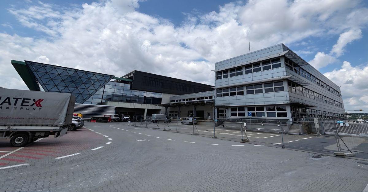 Flughafen Krakau Ausbau, Krakau Airport Erweiterung, Pre Boarding Zone Krakau, Flughafen Polen, Non Schengen Abflüge Krakau, Krakow Airport Terminal Ausbau, Flughafen, Krkau, Kraków, Pre Boarding Zone, Flughafen Krakau, Flughafen Kraków, Polen,