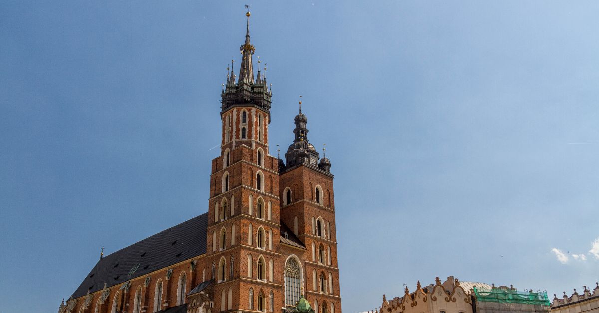 Krakau Hejnał, Mariensignal Krakau, Krakauer Turmbläser, Marienkirche Krakau Trompete, Krakau Tradition Signal, Hejnał Geschichte Polen, Krakau, Kraków, Hejnał, Krakauer Turmbläser, Turmsignal,