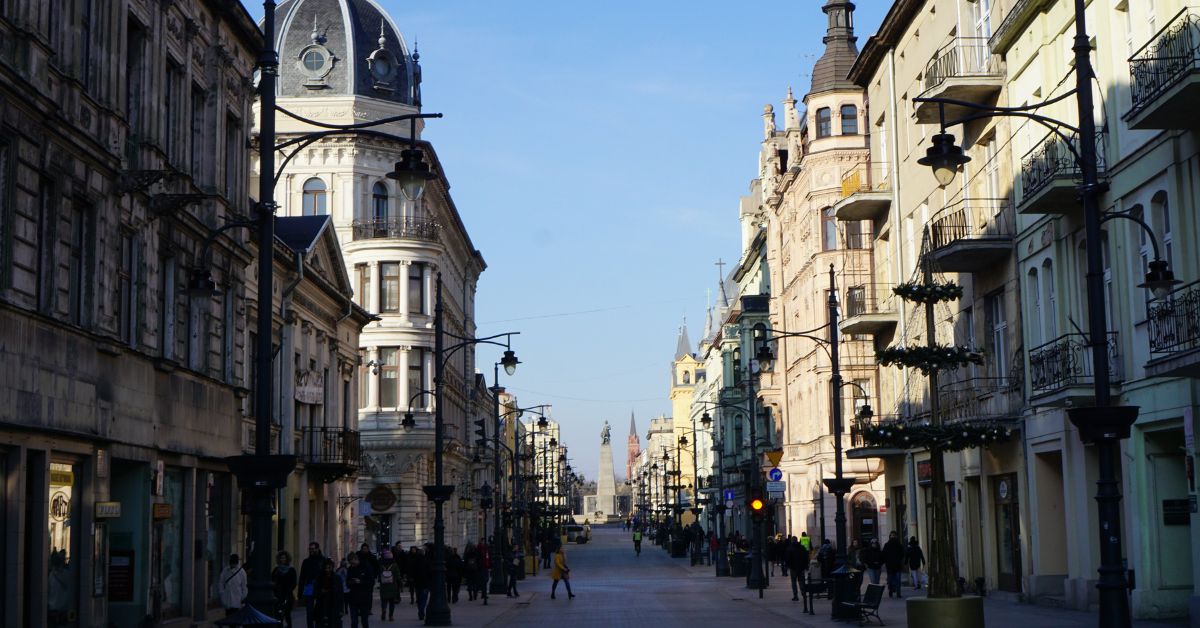 Łódź Reisen, Łódź beste Stadt Europas, Solo Reisen Europa, Europa Ranking Reiseziele, Polen Urlaub, Reise Ranking, Alleinreisen Europa, kreative Städte Europas, Łódź Kultur, Urlaub in Polen, Lodz,