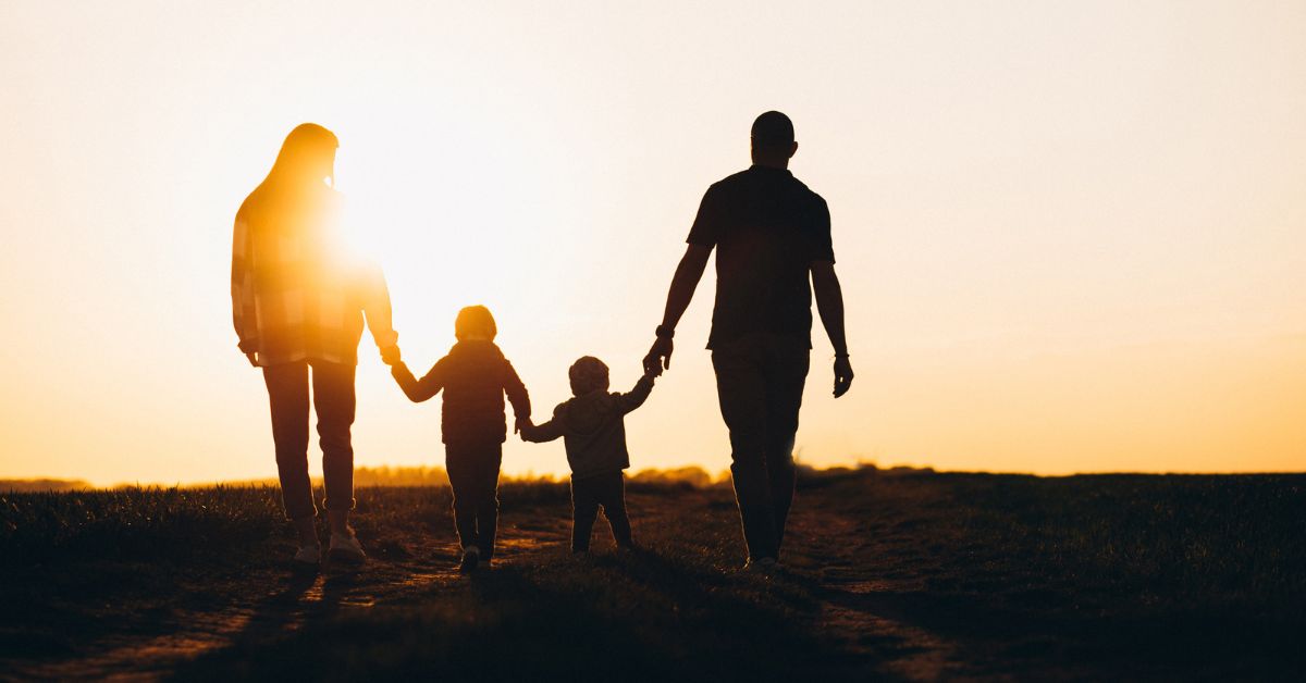 Polen Haushalte, Einpersonenhaushalte Polen, demografischer Wandel Polen, Wohnungsmarkt Polen, Familienhaushalte Polen, Singles in Polen, Bevölkerungsentwicklung Polen, Mehrgenerationenhaushalte, selbstständiges Wohnen Polen, Wohnungspolitik Polen, Haushaltsstruktur Polen,