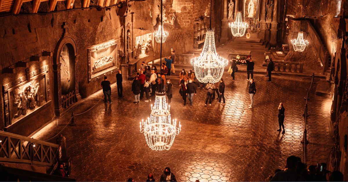 Salzbergwerk Wieliczka, Wieliczka Polen, Salzbergwerk in Polen, Wieliczka Ranking, Sehenswürdigkeiten Polen, schönste Innenräume der Welt, auffälligste Innenräume, weltweites Ranking Innenräume, Sehenswürdigkeiten in Polen, Tourismus Polen, Wieliczka Sehenswürdigkeit, Eye-Catching Ranking, AllClear Travel Insurance,