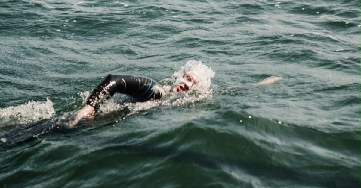 Bartłomiej Kubkowski, Ostsee durchschwommen, Ostsee schwimmen, Ostsee Rekord, erster Mensch Ostsee, Polen Ostsee, Freiwasserschwimmen, Weltrekord Schwimmen, Dziwnów, Schweden Polen Schwimmen, Cancer Fighters, Extremschwimmen,