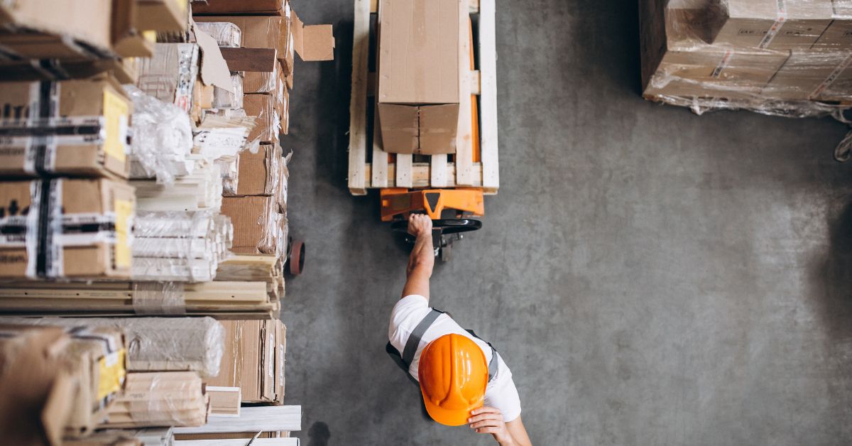 Amazon Polen, Amazon Gehalt Polen, Amazon Löhne Polen, Amazon Mitarbeiter Polen, Amazon Logistikzentren Polen, Amazon Gehaltserhöhung, Lohn bei Amazon, Gehalt Amazon Polen 2026, Amazon Mitarbeiter Gehalt, Arbeiten bei Amazon Polen, Gehälter in Polen, Logistikzentren Amazon Polen,